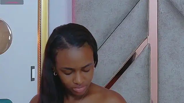 Sally-Noa online show from March 2026 01:29:02 PM