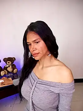 Snapshot of _aish_a chatting on February 2026 01:44:02 PM aish a online show from February 2026 01:44:02 PM