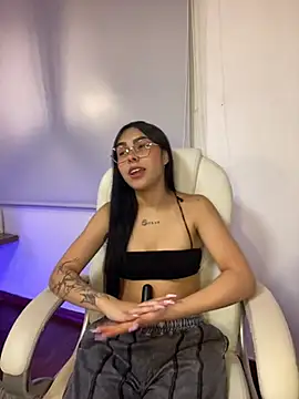 scarlett pinkk1 online show from March 2026 05:02:02 AM