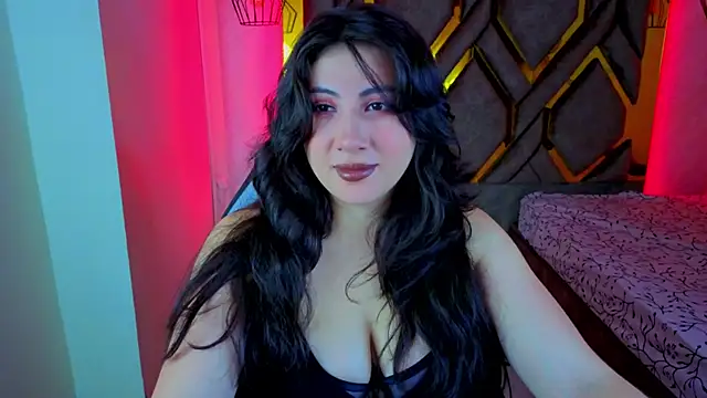 Luvienne online show from March 2026 07:42:01 PM