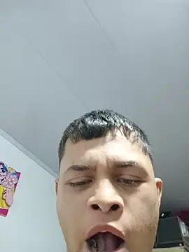 Snapshot of Andres_medi32 chatting on February 2026 05:28:01 AM Andres medi32 online show from February 2026 05:28:01 AM