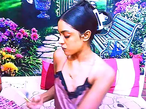 IndianPretty14u2Luv online show from April 2026 06:25:02 PM