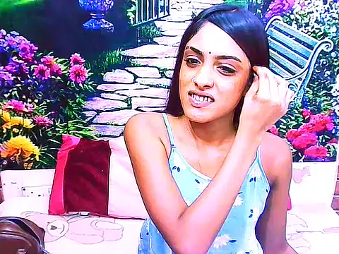 IndianPretty14u2Luv online show from April 2026 06:37:01 PM