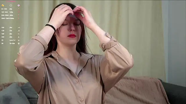 Snapshot of SelmaCarolfi chatting on March 2026 01:07:02 AM SelmaCarolfi online show from March 2026 01:07:02 AM