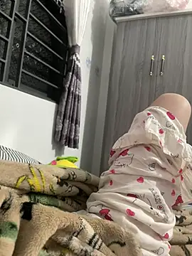 Snapshot of Phuonghot189 chatting on February 2026 04:45:02 PM Phuonghot189 online show from February 2026 04:45:02 PM