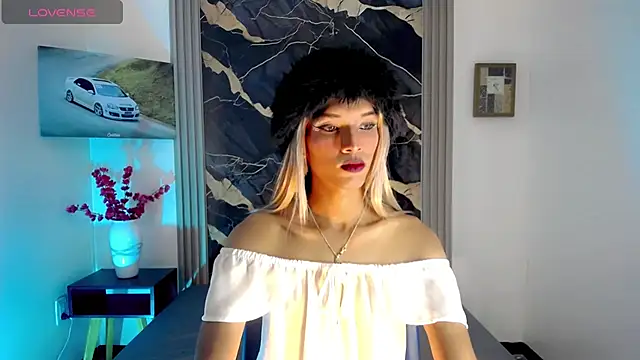 Samantha Ortega  online show from April 2026 07:19:01 AM