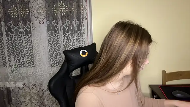 Snapshot of SoftIris_ chatting on February 2026 10:55:01 PM SoftIris online show from February 2026 10:55:01 PM