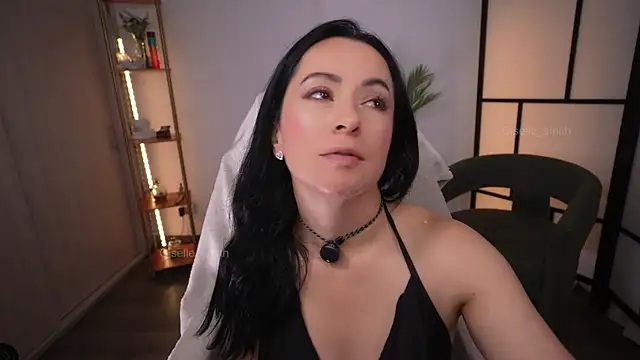 giselle smith online show from March 2026 06:13:02 PM