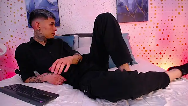 Max Hader online show from February 2026 01:15:02 PM