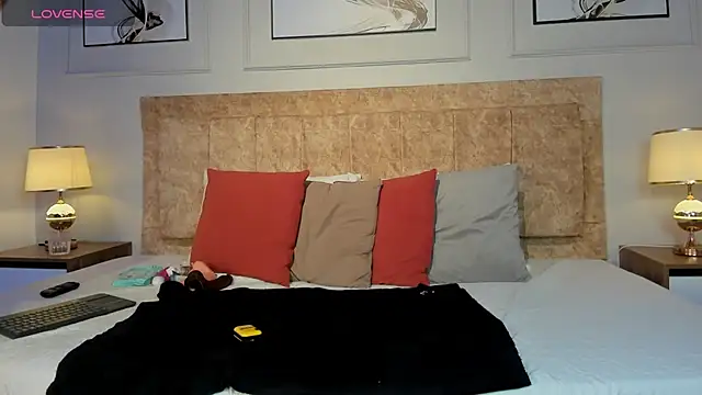 Snapshot of hanna_daze chatting on February 2026 12:23:02 PM hanna daze online show from February 2026 12:23:02 PM