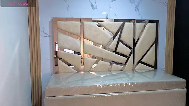 Skaller james a online show from February 2026 12:35:01 PM