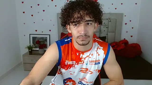 Caius fox online show from March 2026 11:38:01 AM