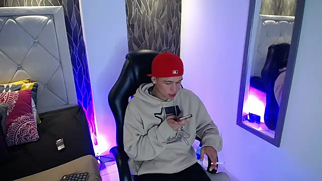 Dominik Souza online show from February 2026 03:34:02 AM