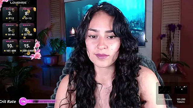 Snapshot of Iris_colette chatting on May 2026 11:35:01 PM Iris colette online show from May 2026 11:35:01 PM
