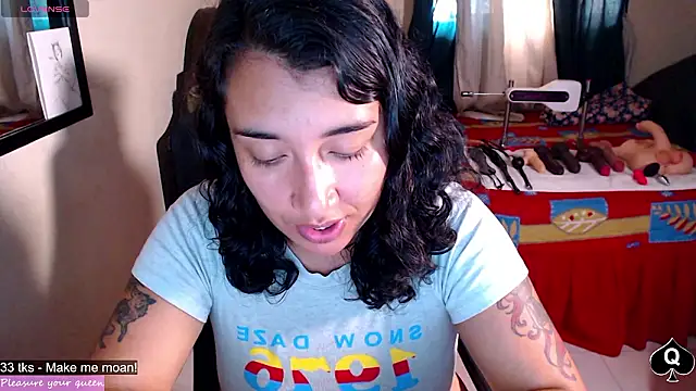 Snapshot of Robin_H00t_2 chatting on February 2026 07:35:01 PM Robin H00t 2 online show from February 2026 07:35:01 PM