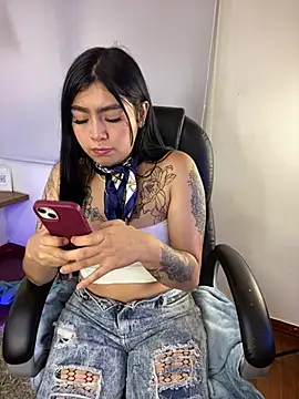 Snapshot of Angelica_pink18 chatting on February 2026 05:06:02 AM Angelica pink18 online show from February 2026 05:06:02 AM