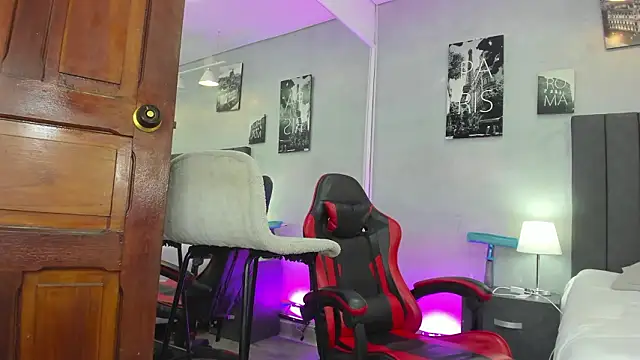 Snapshot of Raphael_Nyon chatting on March 2026 05:08:02 AM Raphael Nyon online show from March 2026 05:08:02 AM