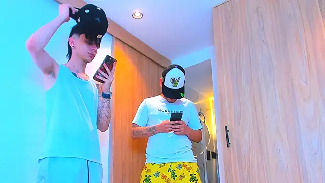 Snapshot of TheBatMansion chatting on February 2026 09:07:01 PM TheBatMansion online show from February 2026 09:07:01 PM