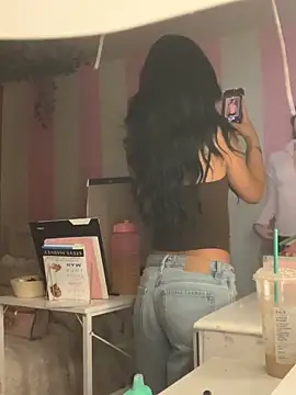 ellianajean online show from March 2026 04:28:02 AM