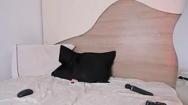 Zoe dream  online show from February 2026 09:22:01 PM