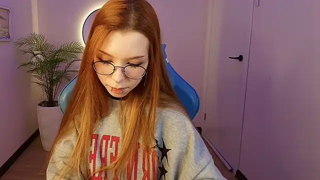 PinkAn8el online show from February 2026 02:28:01 AM