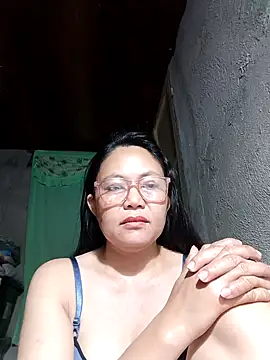 Snapshot of hotpinay_45 chatting on February 2026 10:31:02 AM hotpinay 45 online show from February 2026 10:31:02 AM