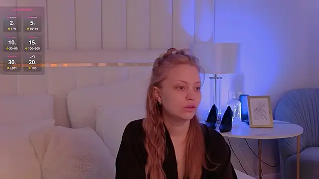 MollyHilton online show from March 2026 06:18:02 PM