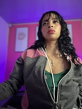 Sasha-18 online show from February 2026 01:07:02 PM