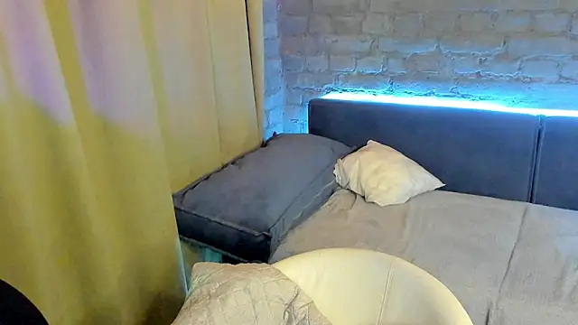 Walterra White online show from February 2026 02:29:02 PM