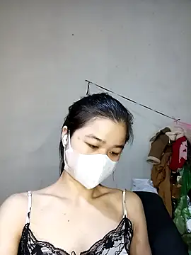Daisy-lusia2026 online show from April 2026 12:52:02 AM