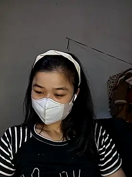 Daisy-lusia2026 online show from April 2026 02:07:02 AM