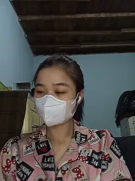 Daisy-lusia2026 online show from May 2026 10:16:02 PM