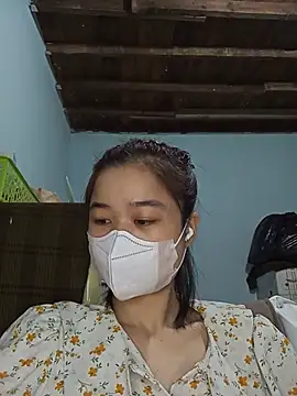 Daisy-lusia2026 online show from May 2026 12:30:02 AM