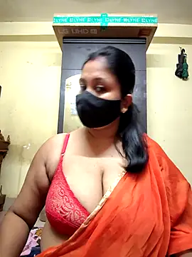 Curvy Trisha online show from July 2026 07:38:01 PM