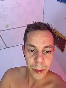 Snapshot of AxelMuller chatting on April 2026 01:20:01 PM AxelMuller online show from April 2026 01:20:01 PM