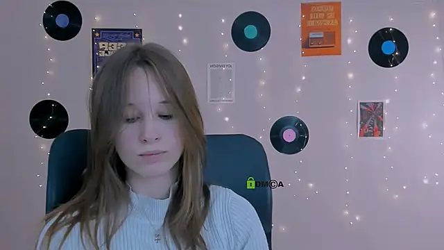 eira mouse online show from February 2026 12:30:02 PM