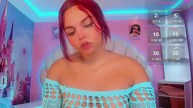 Maia Hotts online show from February 2026 12:01:02 PM