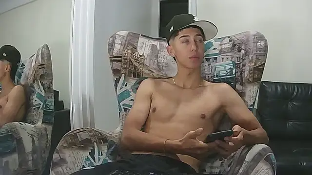 Snapshot of Matt_Jonnes chatting on February 2026 12:40:02 AM Matt Jonnes online show from February 2026 12:40:02 AM