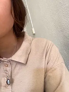 Snapshot of roc_i chatting on March 2026 09:43:02 PM roc i online show from March 2026 09:43:02 PM