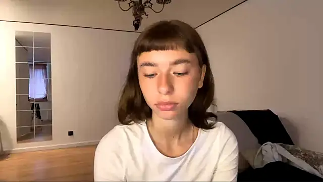 Snapshot of DeltaNorwoode chatting on February 2026 06:01:02 AM DeltaNorwoode online show from February 2026 06:01:02 AM