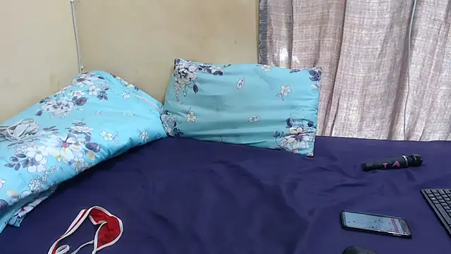 Snapshot of XxxExoticxx27 chatting on February 2026 10:33:01 AM XxxExoticxx27 online show from February 2026 10:33:01 AM