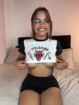 Snapshot of _Victoria_foxx_ chatting on February 2026 10:25:02 PM Victoria foxx online show from February 2026 10:25:02 PM