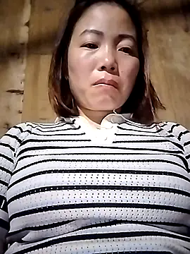 Snapshot of Ella-aa chatting on February 2026 10:08:01 PM Ella-aa online show from February 2026 10:08:01 PM