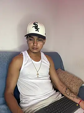 paulhot11 online show from April 2026 02:56:01 AM