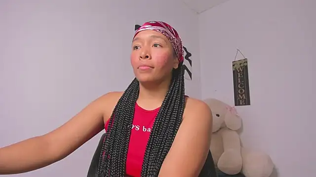 Nia13 online show from March 2026 01:07:02 AM