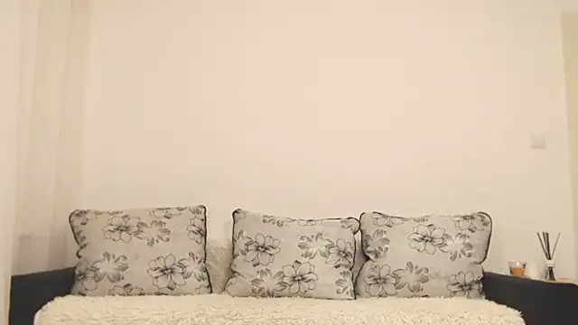 ladydiavolasquirt online show from January 2025 04:09:01 PM