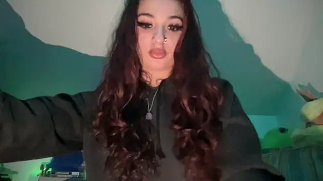 Snapshot of heluvsbabii chatting on March 2026 07:15:01 AM heluvsbabii online show from March 2026 07:15:01 AM