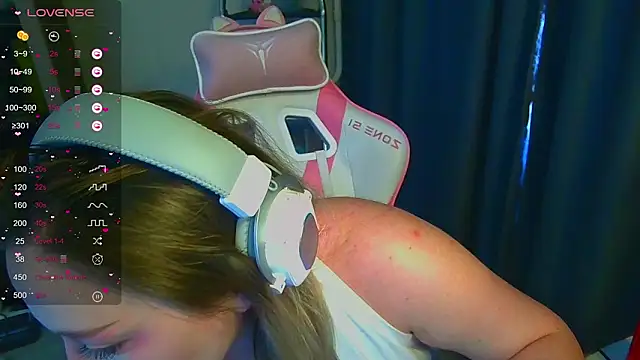 Emiliaaah online show from February 2026 07:40:01 AM