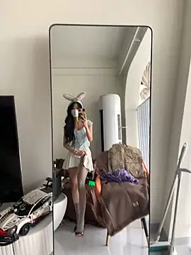 Snapshot of ShouSushi chatting on February 2026 07:07:02 AM ShouSushi online show from February 2026 07:07:02 AM