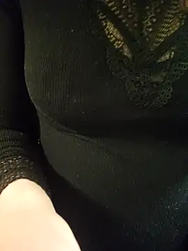 Snapshot of Isa363636 chatting on February 2026 11:22:01 PM Isa363636 online show from February 2026 11:22:01 PM